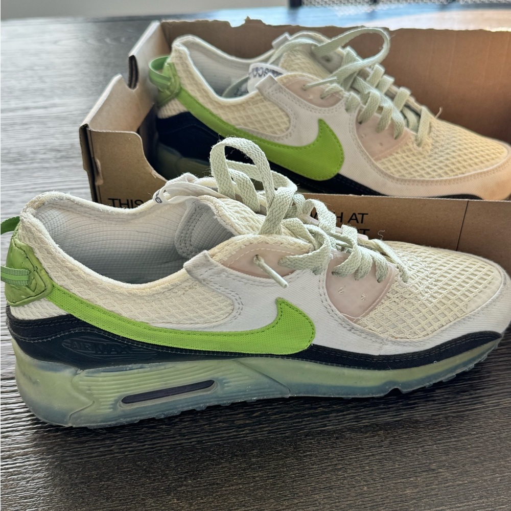 Nike Air Max Terrascape 90. Size 8.5
